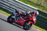 Mallory-park-Leicestershire;Mallory-park-photographs;Motorcycle-action-photographs;event-digital-images;eventdigitalimages;mallory-park;no-limits-trackday;peter-wileman-photography;trackday;trackday-digital-images;trackday-photos