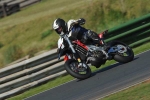 Mallory-park-Leicestershire;Mallory-park-photographs;Motorcycle-action-photographs;event-digital-images;eventdigitalimages;mallory-park;no-limits-trackday;peter-wileman-photography;trackday;trackday-digital-images;trackday-photos