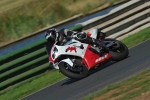 Mallory-park-Leicestershire;Mallory-park-photographs;Motorcycle-action-photographs;event-digital-images;eventdigitalimages;mallory-park;no-limits-trackday;peter-wileman-photography;trackday;trackday-digital-images;trackday-photos