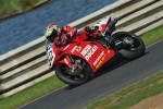 Mallory-park-Leicestershire;Mallory-park-photographs;Motorcycle-action-photographs;event-digital-images;eventdigitalimages;mallory-park;no-limits-trackday;peter-wileman-photography;trackday;trackday-digital-images;trackday-photos