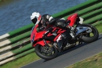 Mallory-park-Leicestershire;Mallory-park-photographs;Motorcycle-action-photographs;event-digital-images;eventdigitalimages;mallory-park;no-limits-trackday;peter-wileman-photography;trackday;trackday-digital-images;trackday-photos