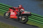 Mallory-park-Leicestershire;Mallory-park-photographs;Motorcycle-action-photographs;event-digital-images;eventdigitalimages;mallory-park;no-limits-trackday;peter-wileman-photography;trackday;trackday-digital-images;trackday-photos