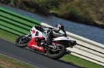 Mallory-park-Leicestershire;Mallory-park-photographs;Motorcycle-action-photographs;event-digital-images;eventdigitalimages;mallory-park;no-limits-trackday;peter-wileman-photography;trackday;trackday-digital-images;trackday-photos