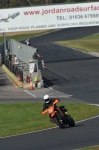 Mallory-park-Leicestershire;Mallory-park-photographs;Motorcycle-action-photographs;event-digital-images;eventdigitalimages;mallory-park;no-limits-trackday;peter-wileman-photography;trackday;trackday-digital-images;trackday-photos