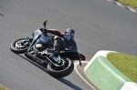 Mallory-park-Leicestershire;Mallory-park-photographs;Motorcycle-action-photographs;event-digital-images;eventdigitalimages;mallory-park;no-limits-trackday;peter-wileman-photography;trackday;trackday-digital-images;trackday-photos
