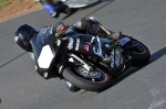 Mallory-park-Leicestershire;Mallory-park-photographs;Motorcycle-action-photographs;event-digital-images;eventdigitalimages;mallory-park;no-limits-trackday;peter-wileman-photography;trackday;trackday-digital-images;trackday-photos