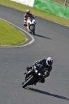 Mallory-park-Leicestershire;Mallory-park-photographs;Motorcycle-action-photographs;event-digital-images;eventdigitalimages;mallory-park;no-limits-trackday;peter-wileman-photography;trackday;trackday-digital-images;trackday-photos