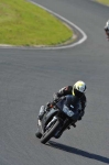 Mallory-park-Leicestershire;Mallory-park-photographs;Motorcycle-action-photographs;event-digital-images;eventdigitalimages;mallory-park;no-limits-trackday;peter-wileman-photography;trackday;trackday-digital-images;trackday-photos