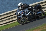 Mallory-park-Leicestershire;Mallory-park-photographs;Motorcycle-action-photographs;event-digital-images;eventdigitalimages;mallory-park;no-limits-trackday;peter-wileman-photography;trackday;trackday-digital-images;trackday-photos
