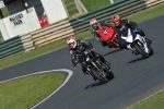 Mallory-park-Leicestershire;Mallory-park-photographs;Motorcycle-action-photographs;event-digital-images;eventdigitalimages;mallory-park;no-limits-trackday;peter-wileman-photography;trackday;trackday-digital-images;trackday-photos