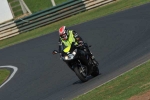 Mallory-park-Leicestershire;Mallory-park-photographs;Motorcycle-action-photographs;event-digital-images;eventdigitalimages;mallory-park;no-limits-trackday;peter-wileman-photography;trackday;trackday-digital-images;trackday-photos