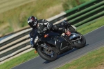 Mallory-park-Leicestershire;Mallory-park-photographs;Motorcycle-action-photographs;event-digital-images;eventdigitalimages;mallory-park;no-limits-trackday;peter-wileman-photography;trackday;trackday-digital-images;trackday-photos