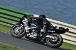 Mallory-park-Leicestershire;Mallory-park-photographs;Motorcycle-action-photographs;event-digital-images;eventdigitalimages;mallory-park;no-limits-trackday;peter-wileman-photography;trackday;trackday-digital-images;trackday-photos