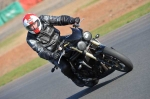 Mallory-park-Leicestershire;Mallory-park-photographs;Motorcycle-action-photographs;event-digital-images;eventdigitalimages;mallory-park;no-limits-trackday;peter-wileman-photography;trackday;trackday-digital-images;trackday-photos