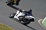 Mallory-park-Leicestershire;Mallory-park-photographs;Motorcycle-action-photographs;event-digital-images;eventdigitalimages;mallory-park;no-limits-trackday;peter-wileman-photography;trackday;trackday-digital-images;trackday-photos
