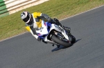 Mallory-park-Leicestershire;Mallory-park-photographs;Motorcycle-action-photographs;event-digital-images;eventdigitalimages;mallory-park;no-limits-trackday;peter-wileman-photography;trackday;trackday-digital-images;trackday-photos
