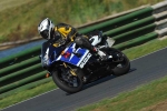Mallory-park-Leicestershire;Mallory-park-photographs;Motorcycle-action-photographs;event-digital-images;eventdigitalimages;mallory-park;no-limits-trackday;peter-wileman-photography;trackday;trackday-digital-images;trackday-photos