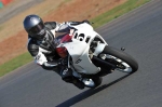 Mallory-park-Leicestershire;Mallory-park-photographs;Motorcycle-action-photographs;event-digital-images;eventdigitalimages;mallory-park;no-limits-trackday;peter-wileman-photography;trackday;trackday-digital-images;trackday-photos