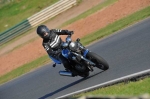 Mallory-park-Leicestershire;Mallory-park-photographs;Motorcycle-action-photographs;event-digital-images;eventdigitalimages;mallory-park;no-limits-trackday;peter-wileman-photography;trackday;trackday-digital-images;trackday-photos