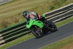 Mallory-park-Leicestershire;Mallory-park-photographs;Motorcycle-action-photographs;event-digital-images;eventdigitalimages;mallory-park;no-limits-trackday;peter-wileman-photography;trackday;trackday-digital-images;trackday-photos