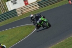 Mallory-park-Leicestershire;Mallory-park-photographs;Motorcycle-action-photographs;event-digital-images;eventdigitalimages;mallory-park;no-limits-trackday;peter-wileman-photography;trackday;trackday-digital-images;trackday-photos