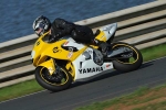 Mallory-park-Leicestershire;Mallory-park-photographs;Motorcycle-action-photographs;event-digital-images;eventdigitalimages;mallory-park;no-limits-trackday;peter-wileman-photography;trackday;trackday-digital-images;trackday-photos