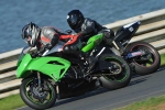 Mallory-park-Leicestershire;Mallory-park-photographs;Motorcycle-action-photographs;event-digital-images;eventdigitalimages;mallory-park;no-limits-trackday;peter-wileman-photography;trackday;trackday-digital-images;trackday-photos