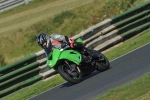 Mallory-park-Leicestershire;Mallory-park-photographs;Motorcycle-action-photographs;event-digital-images;eventdigitalimages;mallory-park;no-limits-trackday;peter-wileman-photography;trackday;trackday-digital-images;trackday-photos
