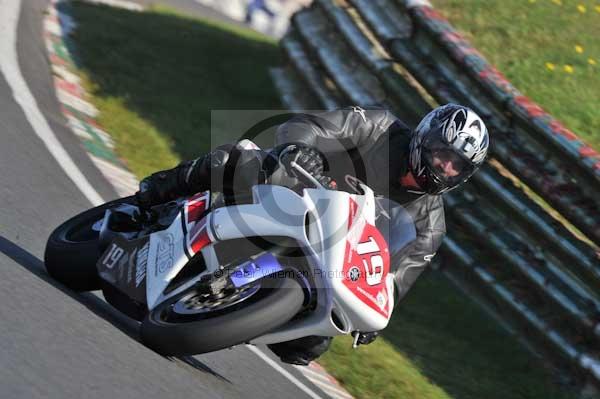 Mallory park Leicestershire;Mallory park photographs;Motorcycle action photographs;event digital images;eventdigitalimages;mallory park;no limits trackday;peter wileman photography;trackday;trackday digital images;trackday photos