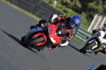Mallory-park-Leicestershire;Mallory-park-photographs;Motorcycle-action-photographs;event-digital-images;eventdigitalimages;mallory-park;no-limits-trackday;peter-wileman-photography;trackday;trackday-digital-images;trackday-photos