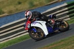 Mallory-park-Leicestershire;Mallory-park-photographs;Motorcycle-action-photographs;event-digital-images;eventdigitalimages;mallory-park;no-limits-trackday;peter-wileman-photography;trackday;trackday-digital-images;trackday-photos