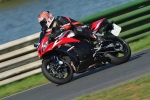 Mallory-park-Leicestershire;Mallory-park-photographs;Motorcycle-action-photographs;event-digital-images;eventdigitalimages;mallory-park;no-limits-trackday;peter-wileman-photography;trackday;trackday-digital-images;trackday-photos