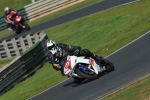 Mallory-park-Leicestershire;Mallory-park-photographs;Motorcycle-action-photographs;event-digital-images;eventdigitalimages;mallory-park;no-limits-trackday;peter-wileman-photography;trackday;trackday-digital-images;trackday-photos