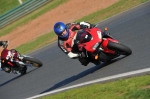 Mallory-park-Leicestershire;Mallory-park-photographs;Motorcycle-action-photographs;event-digital-images;eventdigitalimages;mallory-park;no-limits-trackday;peter-wileman-photography;trackday;trackday-digital-images;trackday-photos