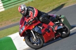 Mallory-park-Leicestershire;Mallory-park-photographs;Motorcycle-action-photographs;event-digital-images;eventdigitalimages;mallory-park;no-limits-trackday;peter-wileman-photography;trackday;trackday-digital-images;trackday-photos