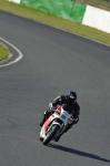 Mallory-park-Leicestershire;Mallory-park-photographs;Motorcycle-action-photographs;event-digital-images;eventdigitalimages;mallory-park;no-limits-trackday;peter-wileman-photography;trackday;trackday-digital-images;trackday-photos