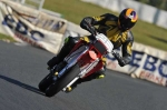 Mallory-park-Leicestershire;Mallory-park-photographs;Motorcycle-action-photographs;event-digital-images;eventdigitalimages;mallory-park;no-limits-trackday;peter-wileman-photography;trackday;trackday-digital-images;trackday-photos