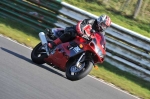 Mallory-park-Leicestershire;Mallory-park-photographs;Motorcycle-action-photographs;event-digital-images;eventdigitalimages;mallory-park;no-limits-trackday;peter-wileman-photography;trackday;trackday-digital-images;trackday-photos