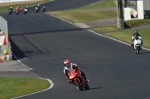 Mallory-park-Leicestershire;Mallory-park-photographs;Motorcycle-action-photographs;event-digital-images;eventdigitalimages;mallory-park;no-limits-trackday;peter-wileman-photography;trackday;trackday-digital-images;trackday-photos