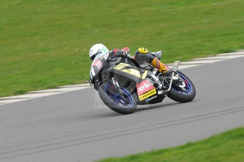 Motorcycle action photographs;anglesey circuit;anglesey trackday photographs;event digital images;eventdigitalimages;no limits trackday;oulton park circuit cheshire;peter wileman photography;trackday;trackday digital images;trackday photos;ty croes circuit wales