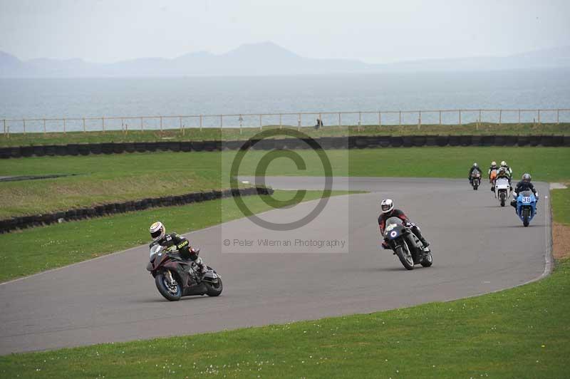 Motorcycle action photographs;anglesey circuit;anglesey trackday photographs;event digital images;eventdigitalimages;no limits trackday;oulton park circuit cheshire;peter wileman photography;trackday;trackday digital images;trackday photos;ty croes circuit wales