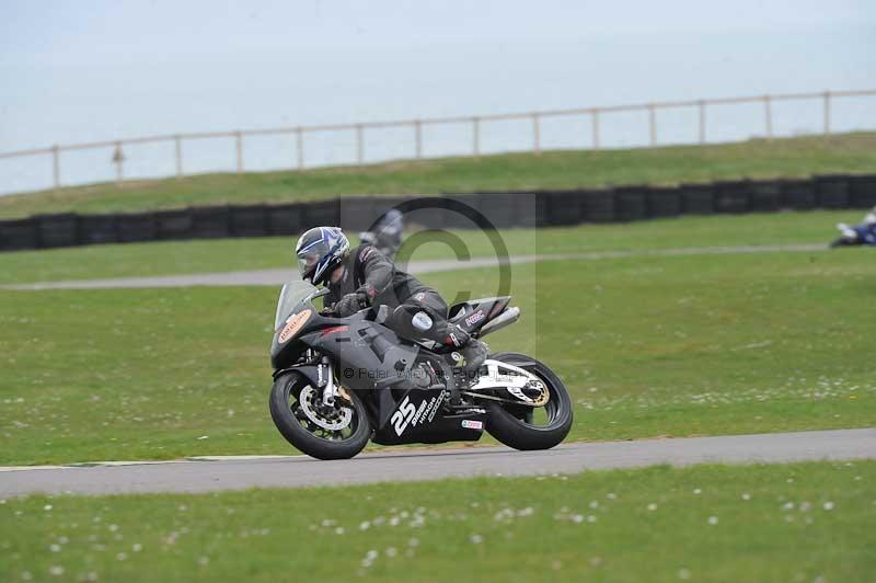 Motorcycle action photographs;anglesey circuit;anglesey trackday photographs;event digital images;eventdigitalimages;no limits trackday;oulton park circuit cheshire;peter wileman photography;trackday;trackday digital images;trackday photos;ty croes circuit wales