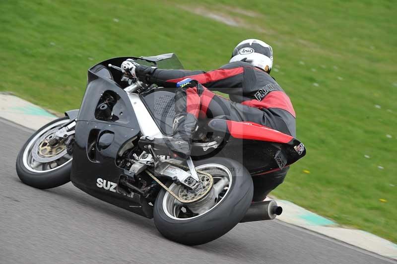 Motorcycle action photographs;anglesey circuit;anglesey trackday photographs;event digital images;eventdigitalimages;no limits trackday;oulton park circuit cheshire;peter wileman photography;trackday;trackday digital images;trackday photos;ty croes circuit wales