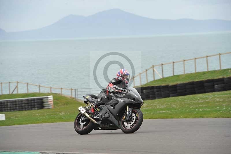Motorcycle action photographs;anglesey circuit;anglesey trackday photographs;event digital images;eventdigitalimages;no limits trackday;oulton park circuit cheshire;peter wileman photography;trackday;trackday digital images;trackday photos;ty croes circuit wales