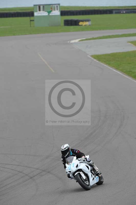 Motorcycle action photographs;anglesey circuit;anglesey trackday photographs;event digital images;eventdigitalimages;no limits trackday;oulton park circuit cheshire;peter wileman photography;trackday;trackday digital images;trackday photos;ty croes circuit wales