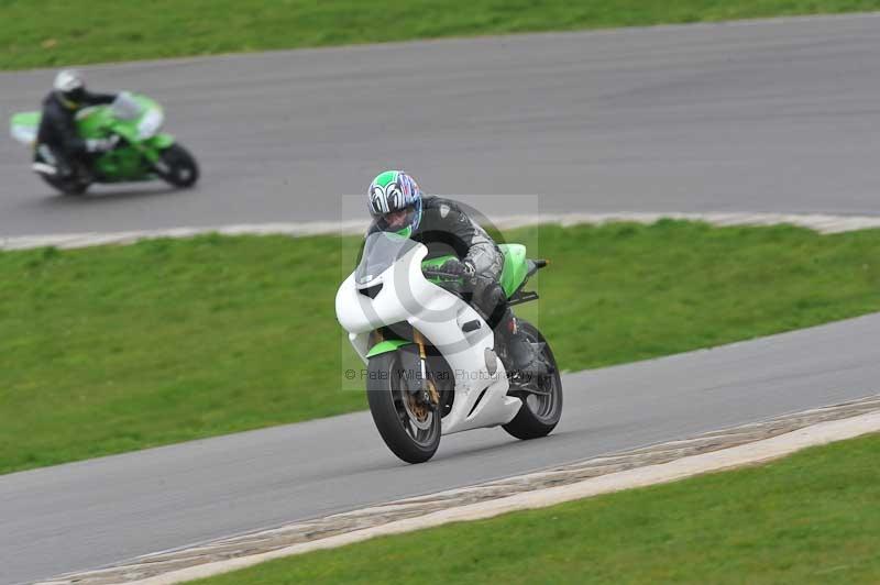 Motorcycle action photographs;anglesey circuit;anglesey trackday photographs;event digital images;eventdigitalimages;no limits trackday;oulton park circuit cheshire;peter wileman photography;trackday;trackday digital images;trackday photos;ty croes circuit wales