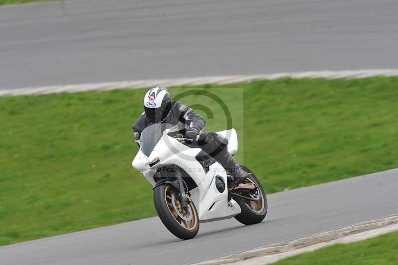 Motorcycle action photographs;anglesey circuit;anglesey trackday photographs;event digital images;eventdigitalimages;no limits trackday;oulton park circuit cheshire;peter wileman photography;trackday;trackday digital images;trackday photos;ty croes circuit wales