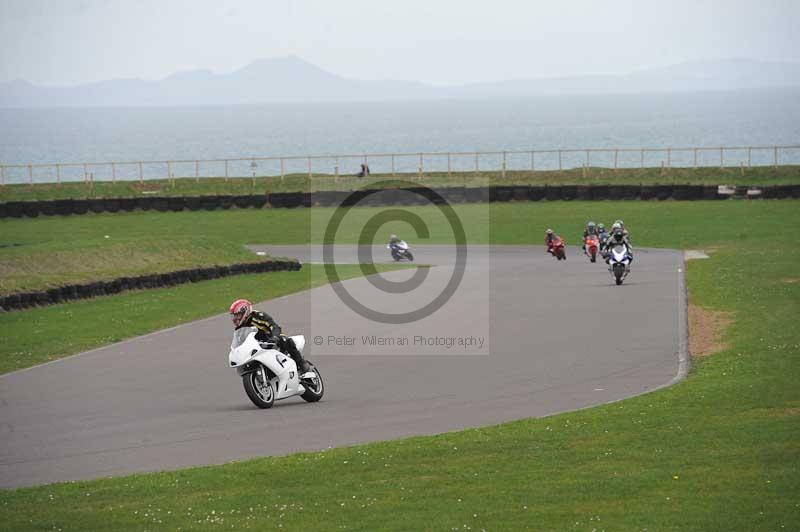 Motorcycle action photographs;anglesey circuit;anglesey trackday photographs;event digital images;eventdigitalimages;no limits trackday;oulton park circuit cheshire;peter wileman photography;trackday;trackday digital images;trackday photos;ty croes circuit wales