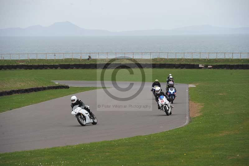 Motorcycle action photographs;anglesey circuit;anglesey trackday photographs;event digital images;eventdigitalimages;no limits trackday;oulton park circuit cheshire;peter wileman photography;trackday;trackday digital images;trackday photos;ty croes circuit wales