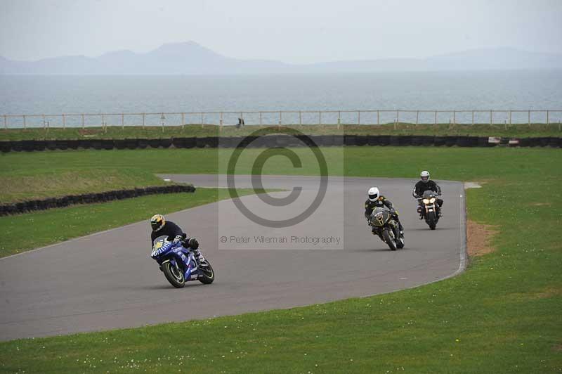 Motorcycle action photographs;anglesey circuit;anglesey trackday photographs;event digital images;eventdigitalimages;no limits trackday;oulton park circuit cheshire;peter wileman photography;trackday;trackday digital images;trackday photos;ty croes circuit wales